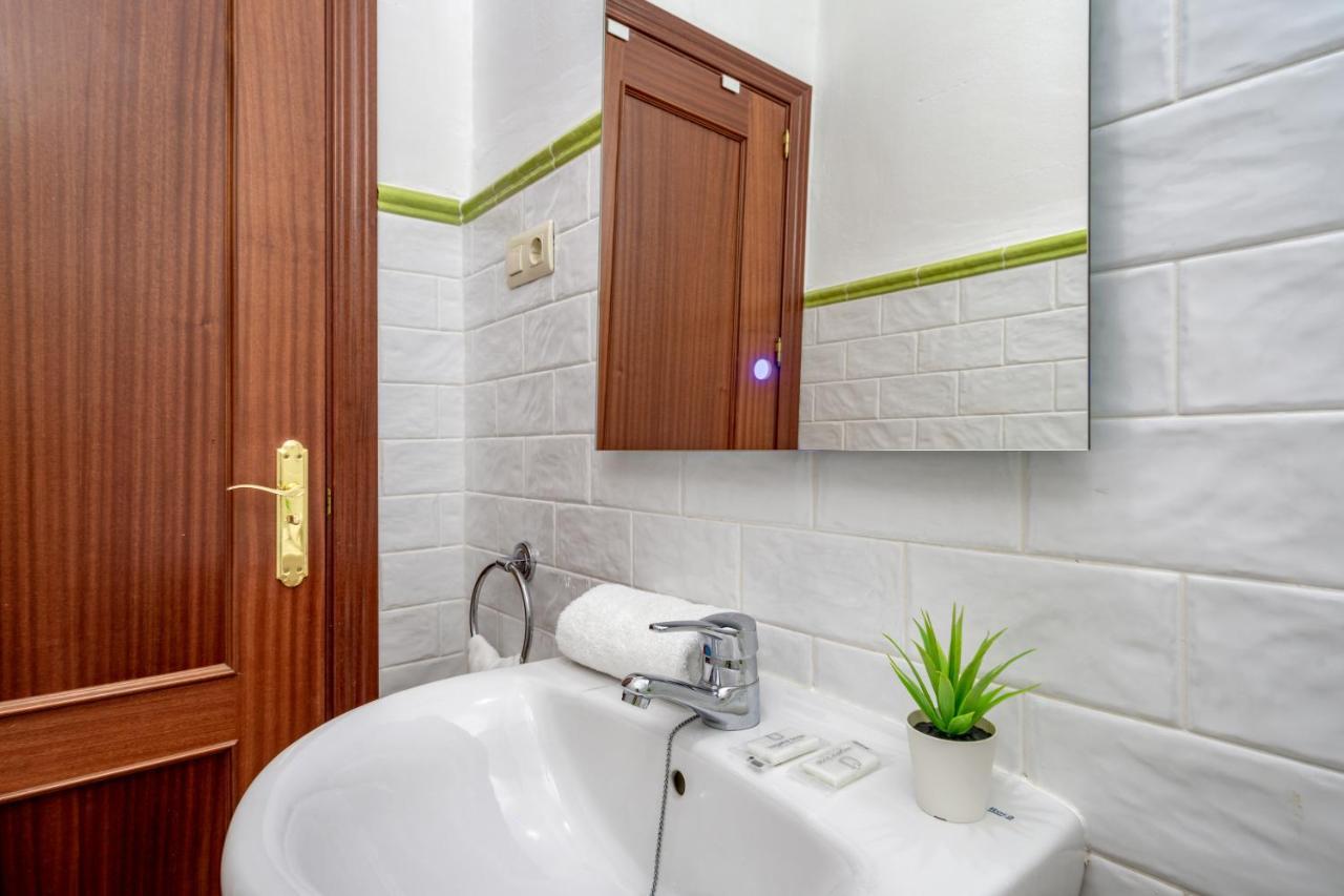 Spacious Flat In The Heart Of Torremolinos Ref 39 Apartment ภายนอก รูปภาพ